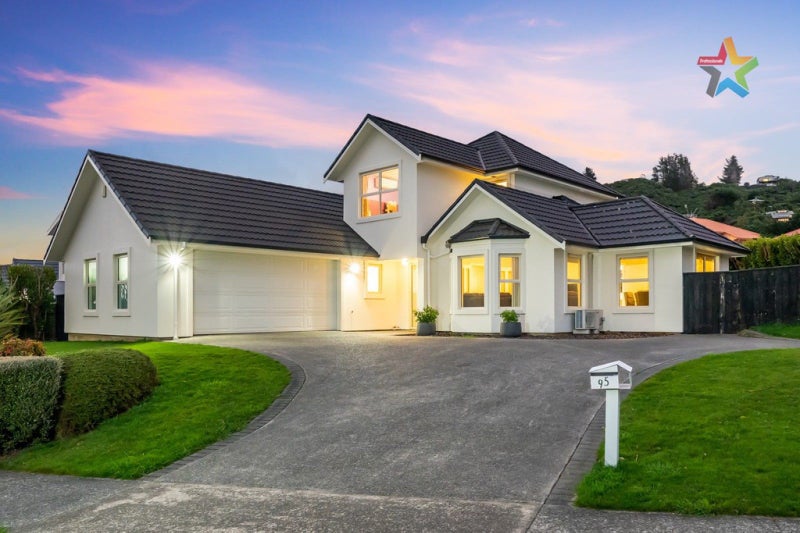 95 Redvers Drive, Belmont, Lower Hutt - Carousel 1