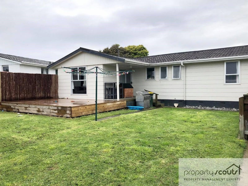 33 Camellia Avenue, Bell Block, New Plymouth - Carousel 2