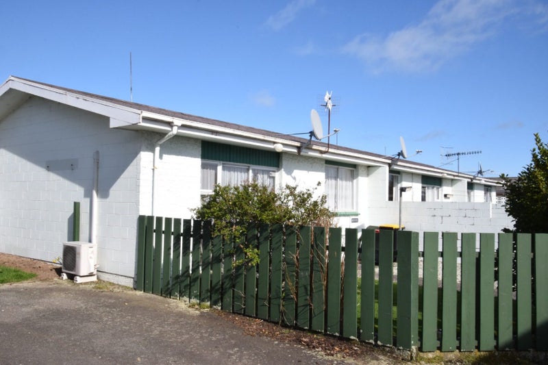 2/12 Clifton Street, Windsor, Invercargill - Carousel 6