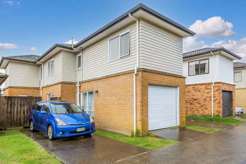 79 Tilberg Street, Favona, Auckland - Carousel 1