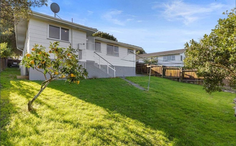 38 Sunline Avenue, Massey, Auckland - Carousel 2