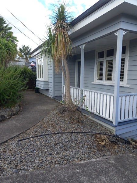 32 Fergusson Avenue, Sandringham, Auckland - Carousel 2