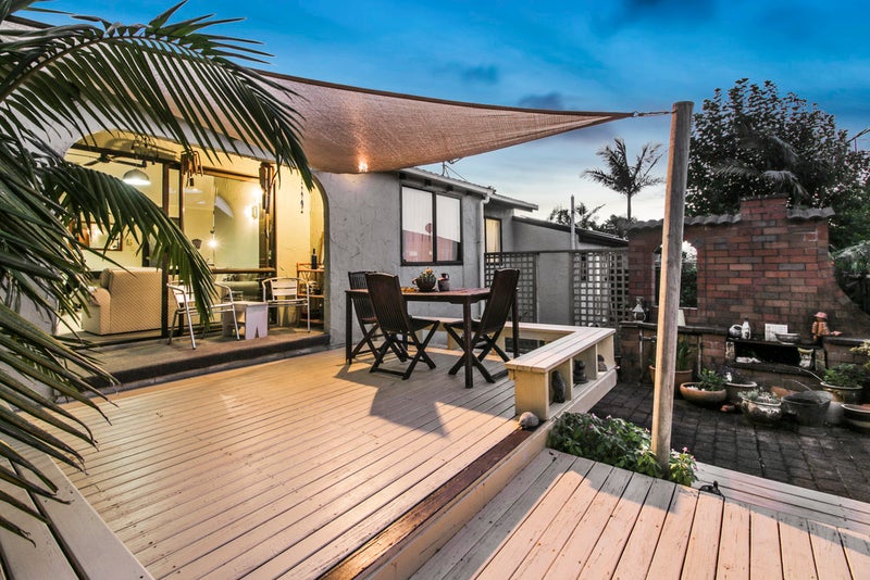 12B Benygloe Place, Highland Park, Auckland - Carousel 1