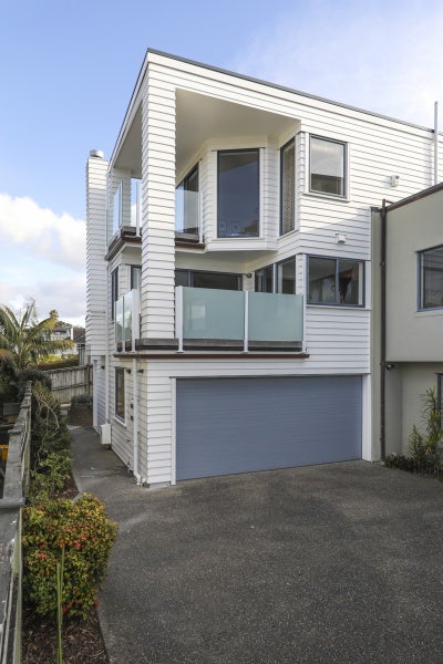 88B Kurahaupo Street, Orakei, Auckland - Carousel 2