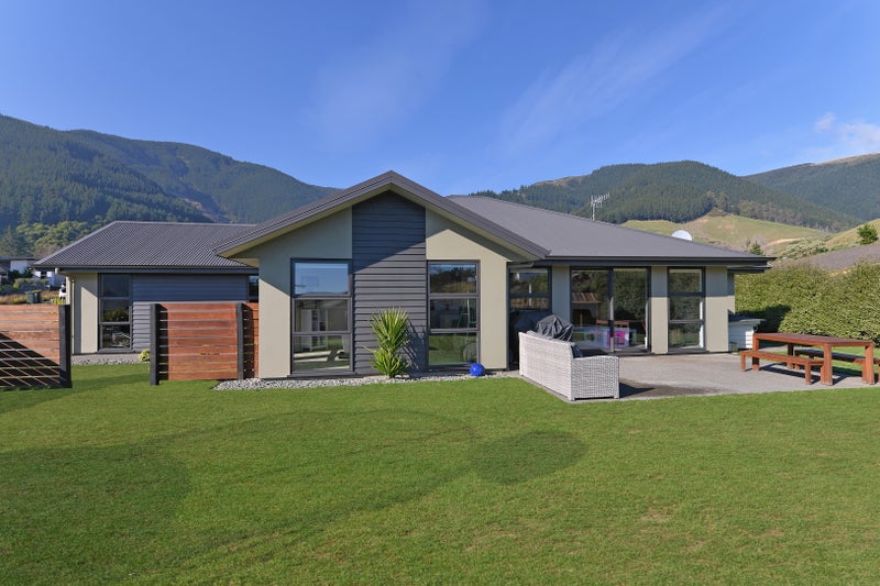 81 Sanctuary Drive, Stoke, Nelson - Carousel 1