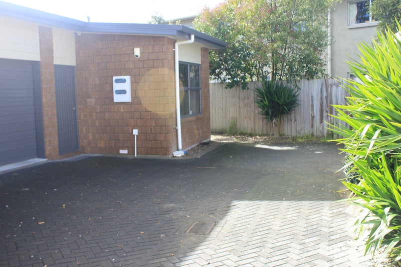 14D May Street, Hamilton East, Hamilton - Carousel 11