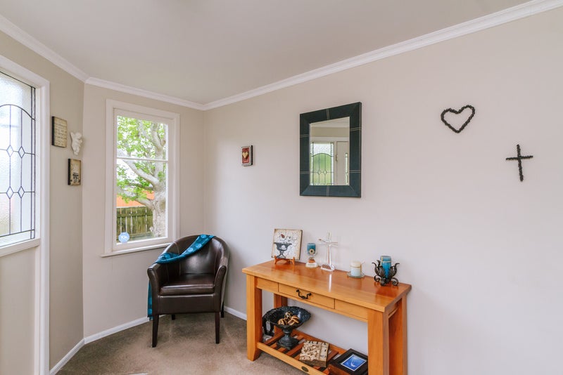 20 Fairfield Avenue, Fairfield, Lower Hutt - Carousel 2