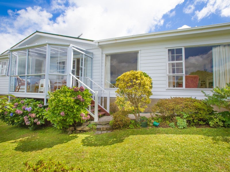 25 Kabul Street, Khandallah, Wellington - Carousel 15