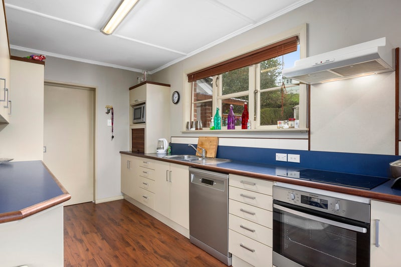 19 Rennie Street, Green Island, Dunedin - Carousel 2