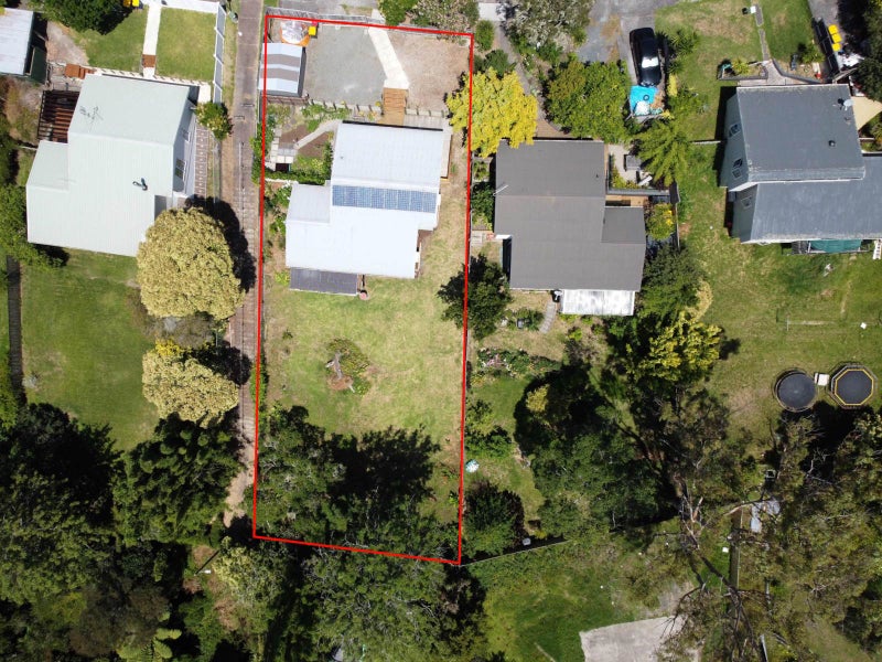 85 Taurus Crescent, Beach Haven, Auckland - Carousel 2