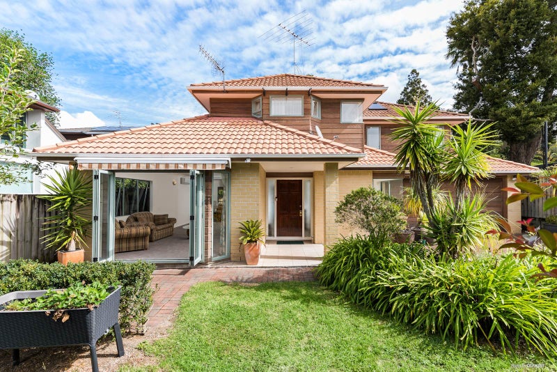36A Tawera Road, Greenlane, Auckland - Carousel 2