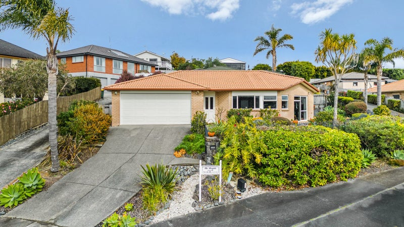 30 Elan Place, Stanmore Bay, Whangaparaoa - Carousel 1