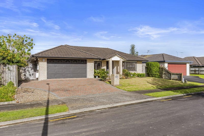 5 Erne Crescent, East Tamaki, Auckland - Carousel 2