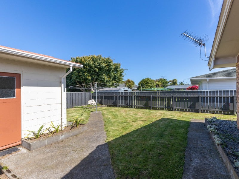 27 Mangati Road, Bell Block, New Plymouth - Carousel 21