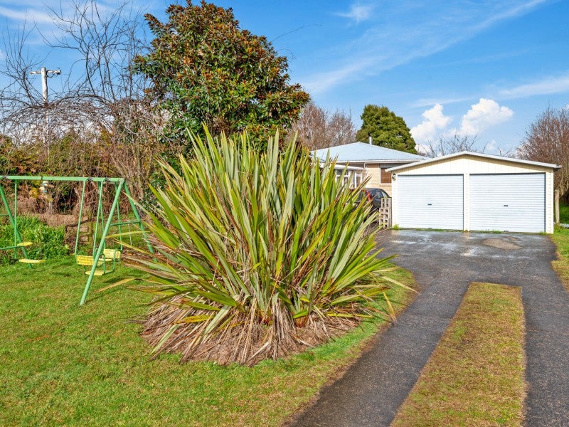 48 Robinson Avenue, Holdens Bay, Rotorua - Carousel 1