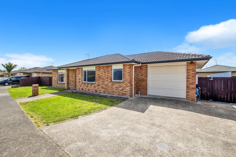 11 Katana Lane, Takanini, Auckland - Carousel 2