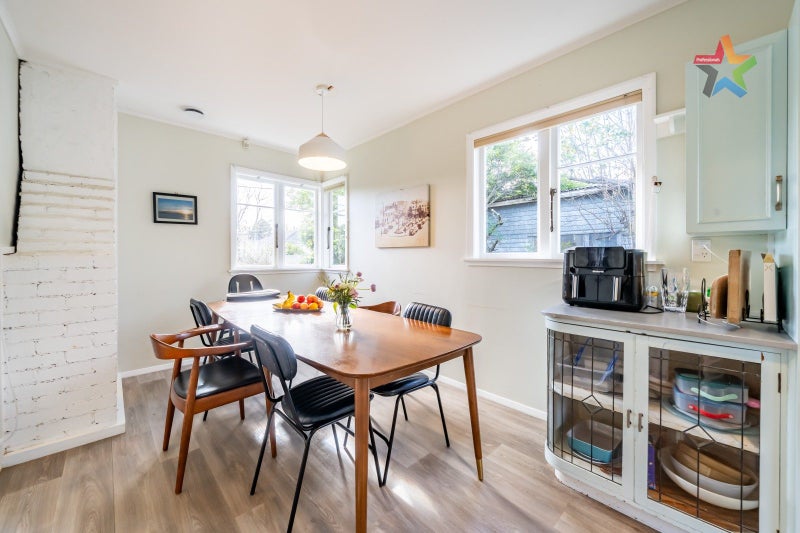 3 Gibbs Crescent, Wainuiomata, Lower Hutt - Carousel 2