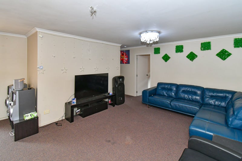 20 Tussock Avenue, Mangere, Auckland - Carousel 2