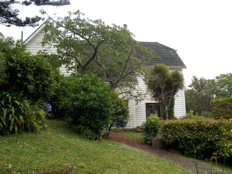 24 Sefton Street, Wadestown, Wellington - Carousel 1