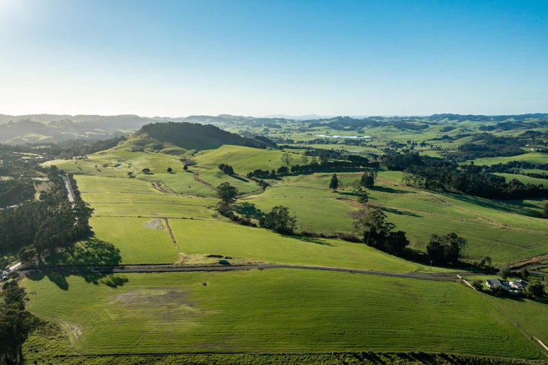 190 Pigs Head Road, Whakapara, Hikurangi - Carousel 2