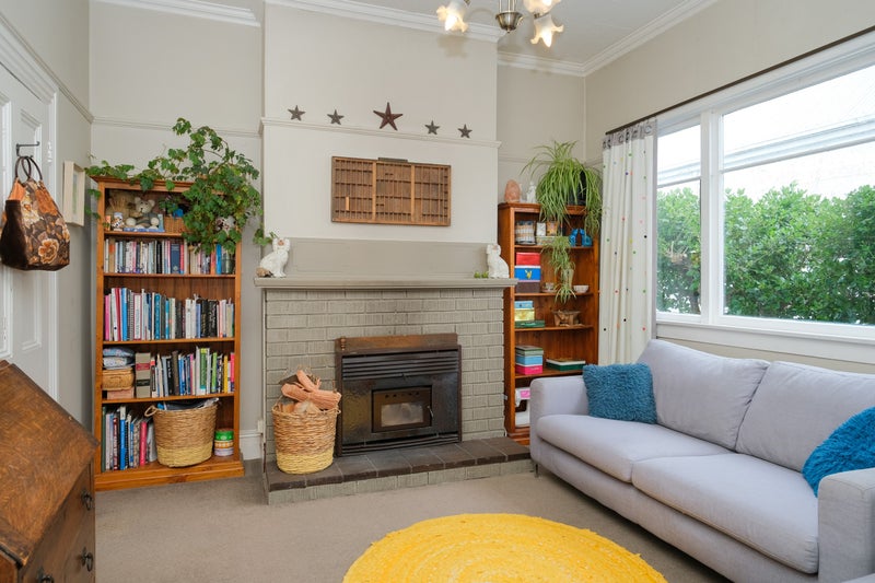 17 Grove Street, Saint Kilda, Dunedin - Carousel 2