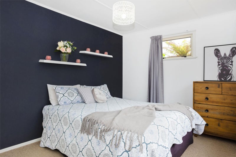 10 Slacks Road, Awapuni, Palmerston North - Carousel 2