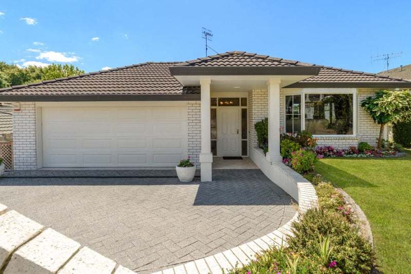 4 Hadleigh Place, Bethlehem, Tauranga - Carousel 2