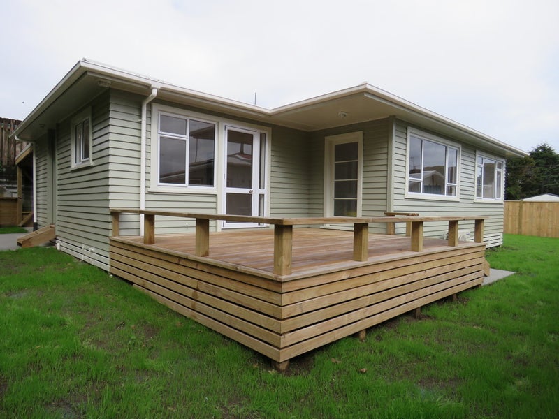 9A Tupoki Street, Glen Avon, New Plymouth - Carousel 1