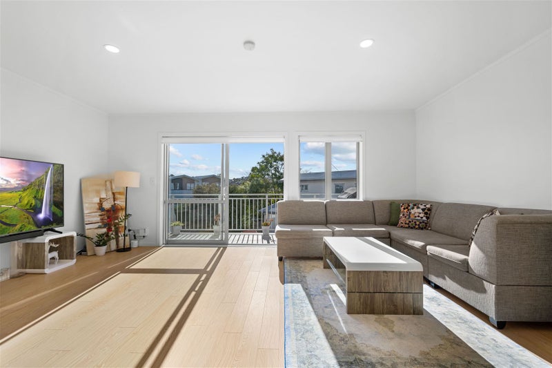 3/15 Andersons Road, Oteha, Auckland - Carousel 2