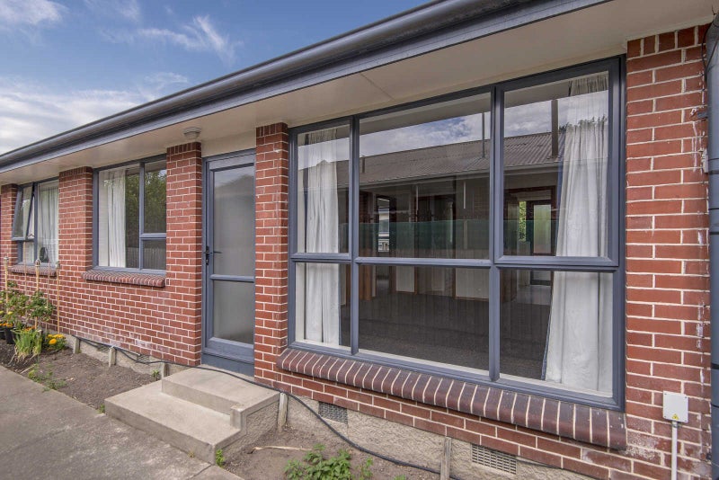 3/329 Selwyn Street, Addington, Christchurch - Carousel 1