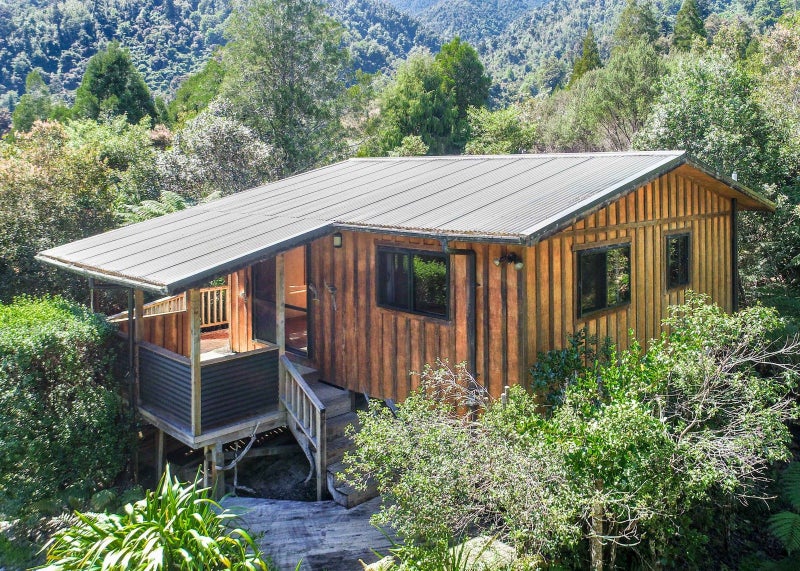 304 Mokihinui Preserve, SEDDONVILLE, WESTPORT - Carousel 1