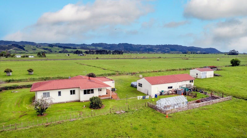 100 Mccutchan Road, Otakiri - Carousel 2