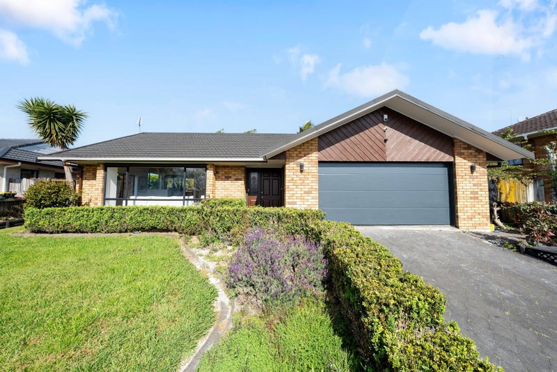 28 Summermist Drive, Northpark, Auckland - Carousel 1