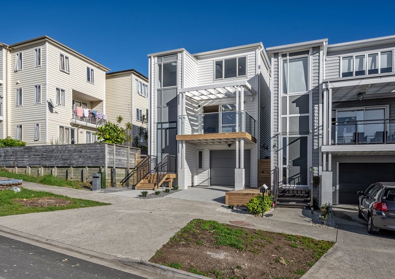 39 Adamson Road, Flat Bush, Auckland - Carousel 2