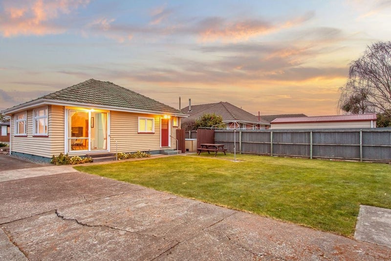 15 Mcintyre Street, Shirley, Christchurch - Carousel 2