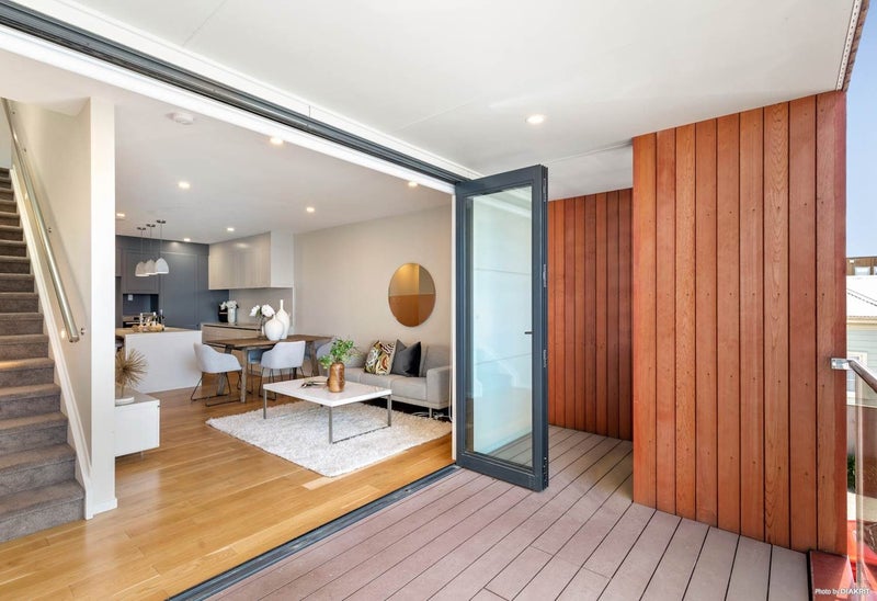 1/69 Lake Road, Devonport, Auckland - Carousel 12