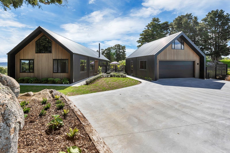 307 Apotu Road, Kamo - Carousel 2