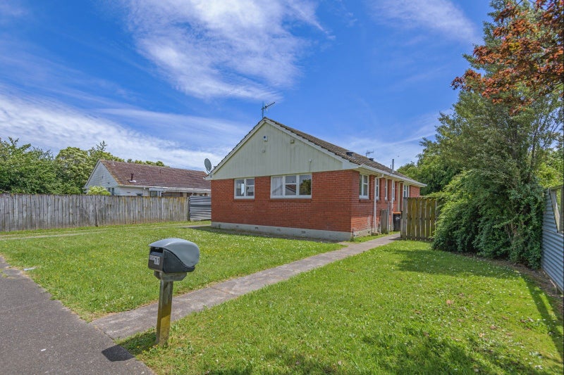 11 Brentwood Avenue, Highbury, Palmerston North - Carousel 2