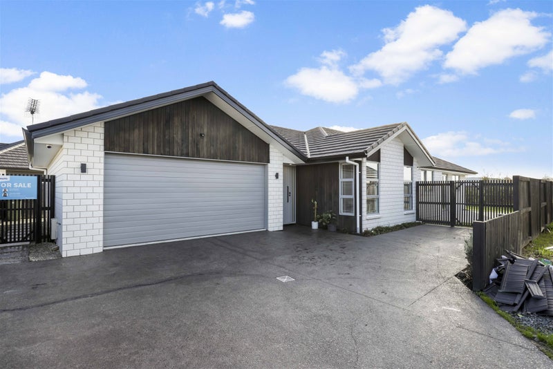 49 Probert Crescent, Chartwell, Hamilton - Carousel 1