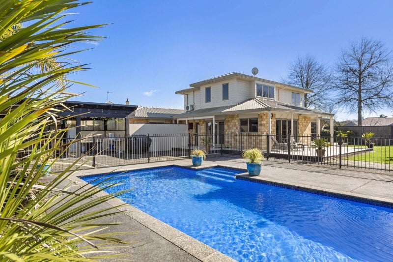 165 The Oaks Drive, Leamington, Cambridge - Carousel 2