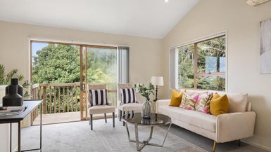 1/807 East Coast Road, Northcross, Auckland - Carousel 1