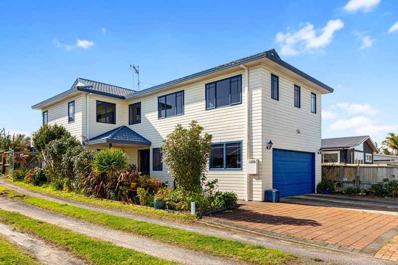 83 Simpson Road, Papamoa Beach, Papamoa - Carousel 1