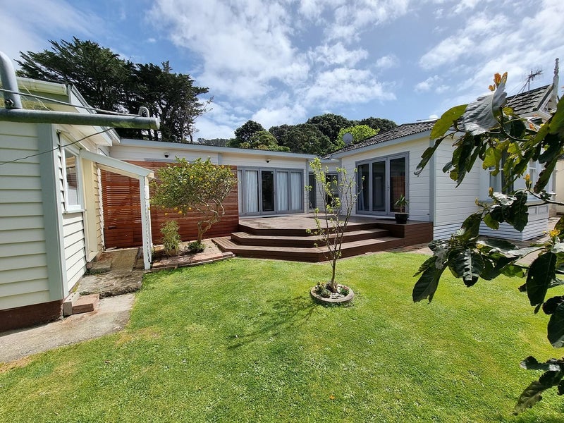 74 Moxham Avenue, Hataitai, Wellington - Carousel 1