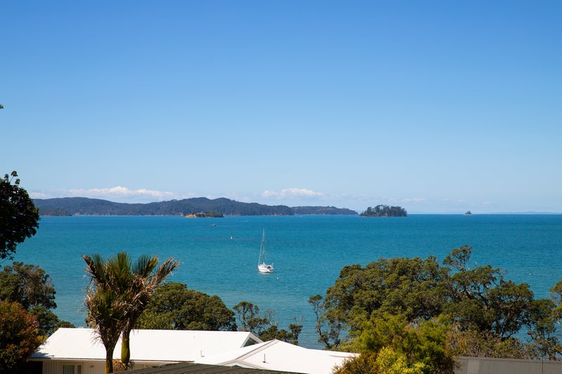 7 Whitmore Road, Warkworth - Carousel 1