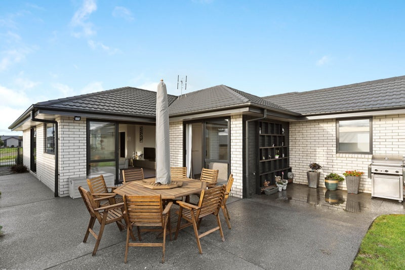 1/7 Benjamin Avenue, Rototuna North, Hamilton - Carousel 17