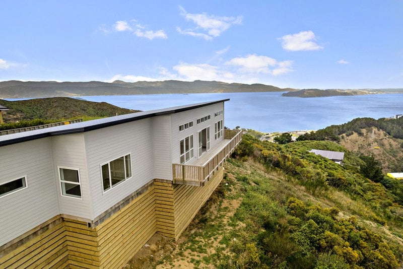 24 Grumman Lane, Newlands, Wellington - Carousel 2