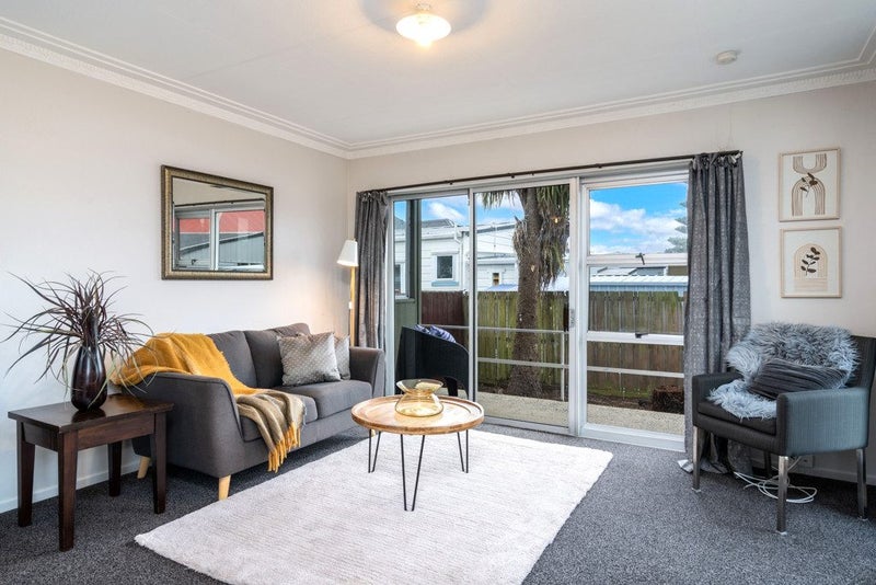 37B Plunket Street, Saint Kilda, Dunedin - Carousel 2