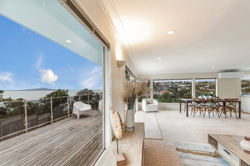 45C Hyde Road, Rothesay Bay, Auckland - Carousel 1