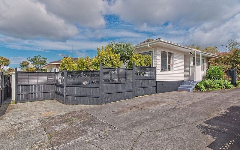 2/135 Campbell Road, One Tree Hill, Auckland - Carousel 14