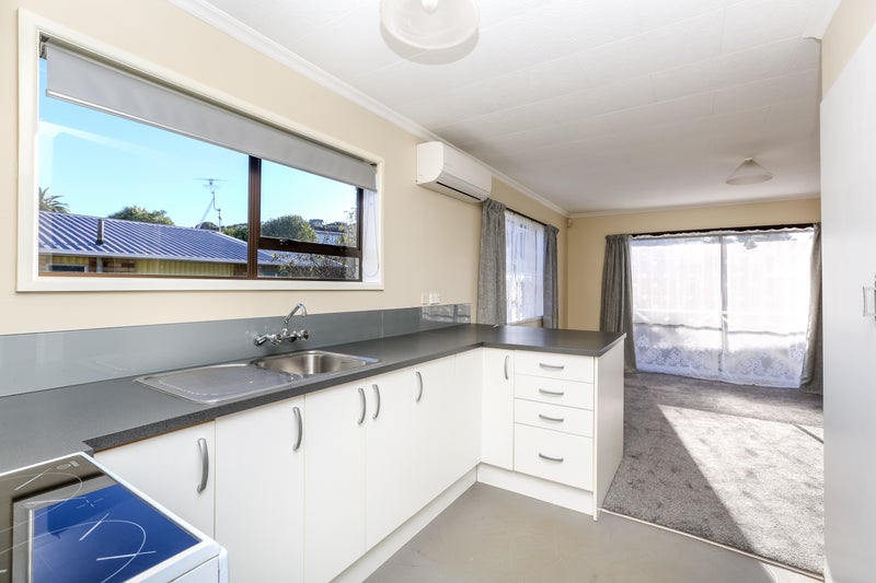 82D Ngamotu Road, Spotswood, New Plymouth - Carousel 2